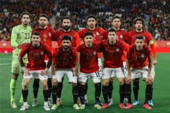 محمد صلاح يرفع كأس منتخب مصر في كأس العالم 2026