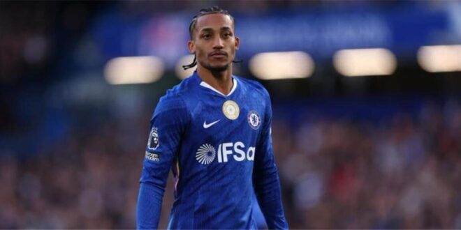 صورة للاعب جواو بيدرو بقميص تشيلسي