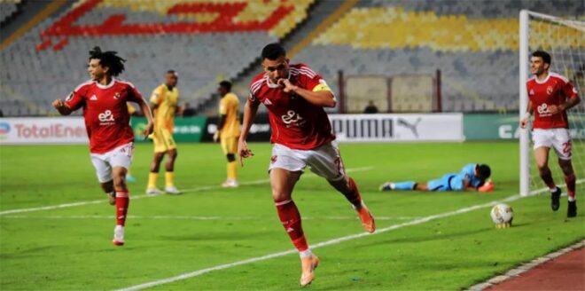 محمود حسن تريزيجيه لاعب كرة قدم