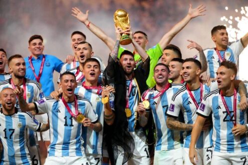 صورة جماعية لفرق متأهلة لكأس العالم 2026