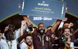 لاعب كرة القدم بيدرو جونشالفيش يرتدي قميص سبورتينج لشبونة