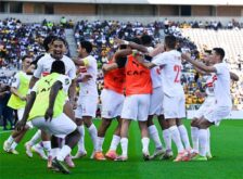 مدرب الزمالك الجديد فوك رازوفيتش يوقع على عقود تدريب الفريق
