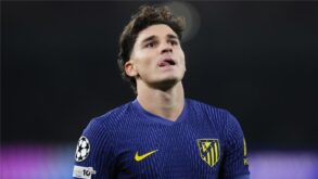 جوليان ألفاريز لاعب أتلتيكو مدريد وبرشلونة