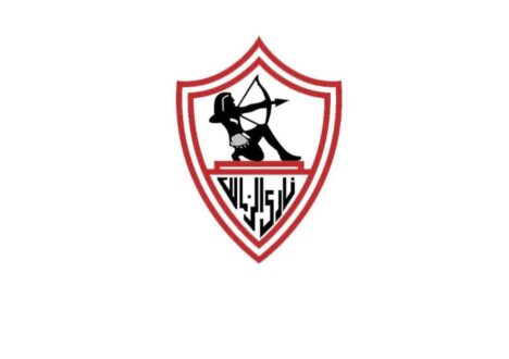 لاعب الكرة الطائرة محمد رضا الهو يوقع على عقد تجديده مع نادي الزمالك