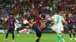 لاعبو برشلونة يحتفلون بهدف في مباراة ضد راسينج سانتاندير في الدوري الإسباني