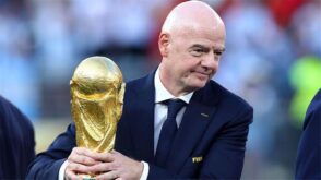 جياني إنفانتينو رئيس الاتحاد الدولي لكرة القدم (فيفا)