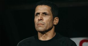 أحمد شوبير يتحدث خلال برنامجه الإذاعي