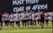لاعبو الأهلي ياسر إبراهيم وكريم الدبيس خلال تدريبات الفريق