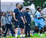 لاعبو الزمالك يحتفلون بهدف في مباراة ضد الأهلي
